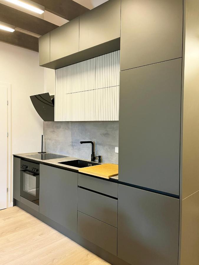 Neris Apartment *